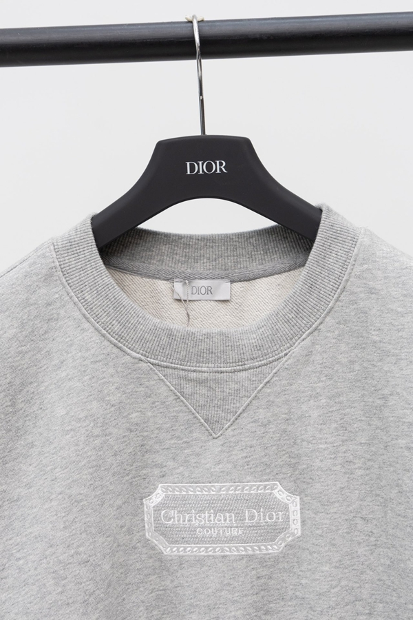 ブランドパーカー側面デザイン